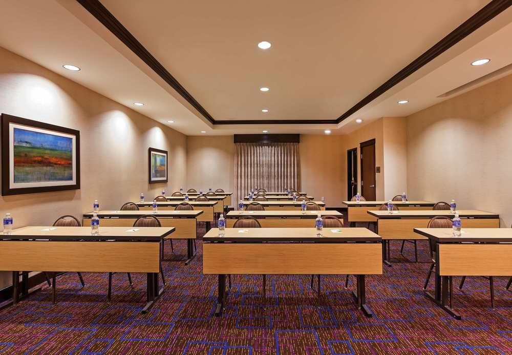 Отель Courtyard By Marriott Одесса Экстерьер фото